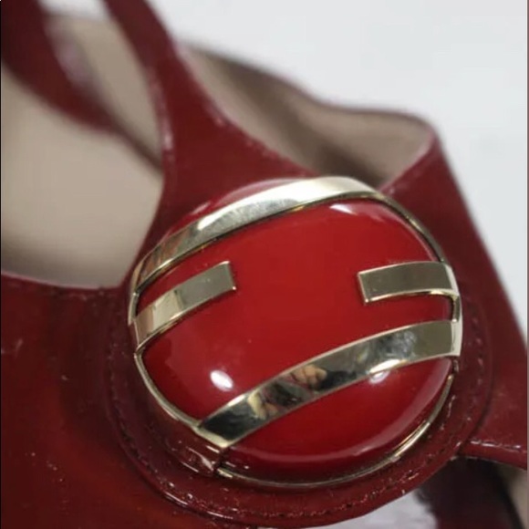 🔥🔥SOLD🔥🔥* FENDI PATENT PLATFORM SZ 40 fits a 9 - Picture 2 of 6